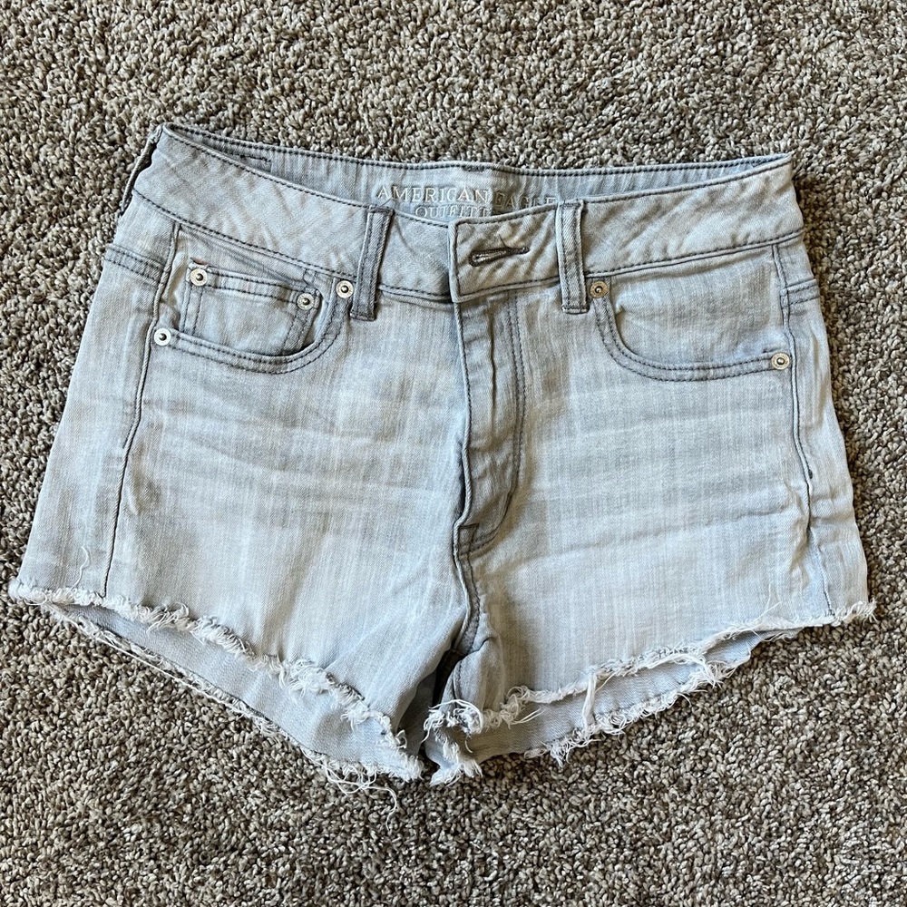American Eagle gray denim shorts.